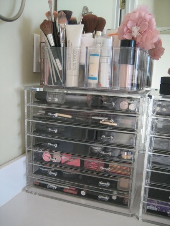 make up organizer style