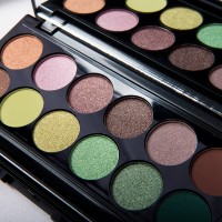 sleek-i-divine-garden-palette