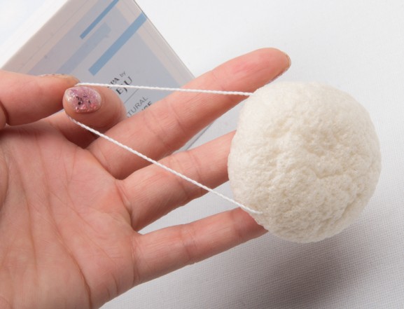 konjac-sponge-review-soothing-sensitive-skin-thuis-spa