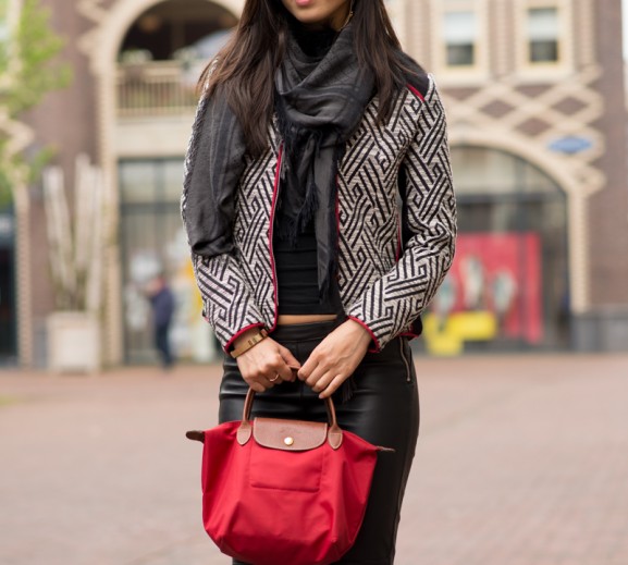 My-Huong-outfit-look-longchamp-red