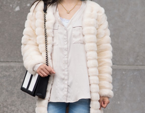 outfit-faux-fur-coat-my-huong