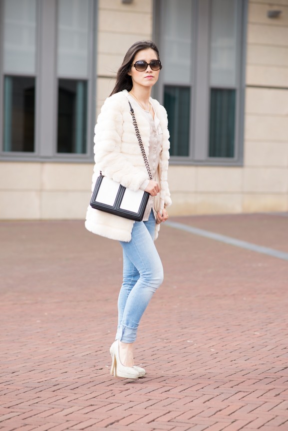 outfit-look-faux-fur-my-huong-clutch