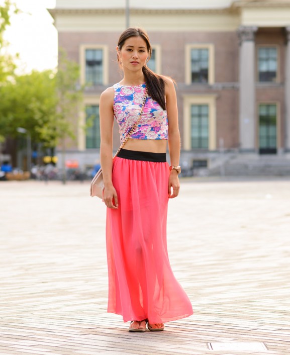 crop-top-outfit-skirt-look