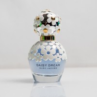 Daisy-Dream-Marc-Jacobs