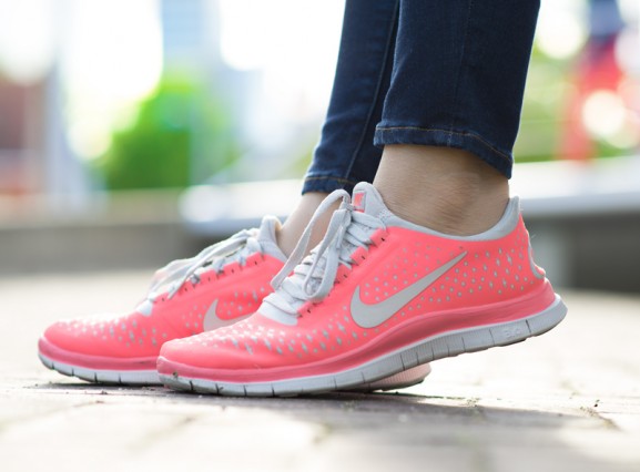 Nike-peachy-coral-pink-koraal-roze-3.0-free-run