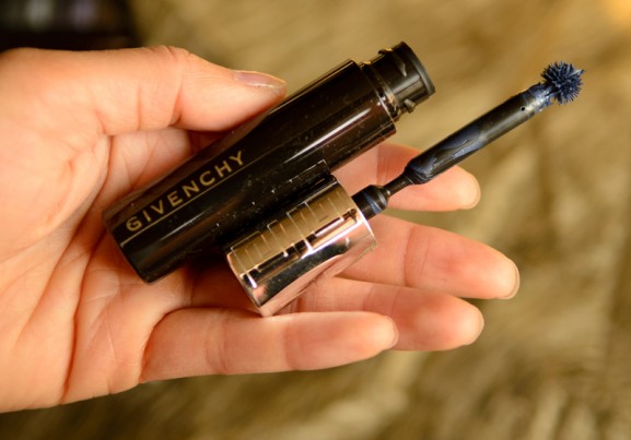 Blue-Folie-Givenchy-Kerst-christmas-mascara