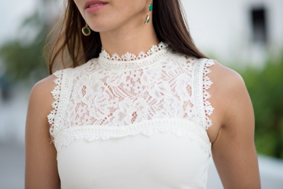 White-lace-top-summer-outfit-short