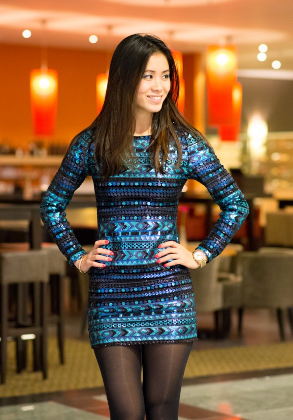 Blue-dress-look-party-sequins-