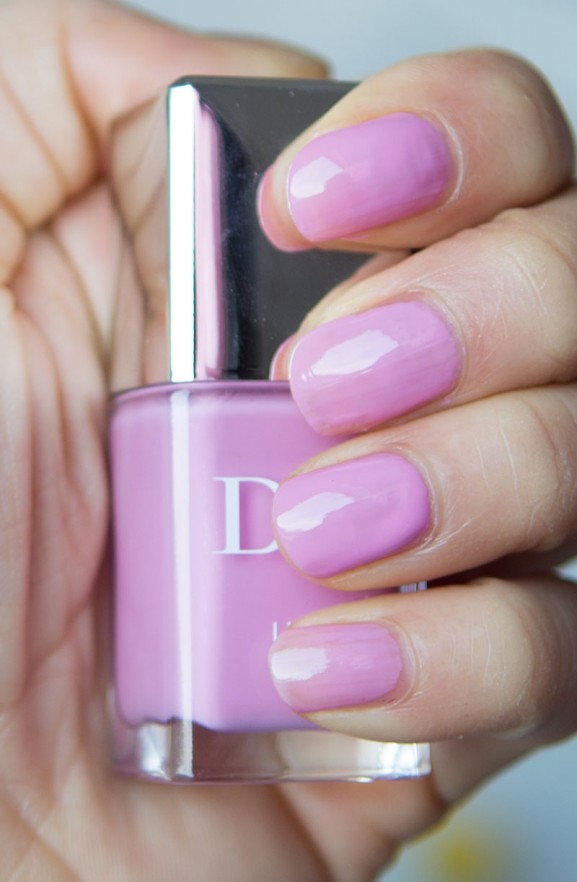 Dior-Nagellak-vernis-Lillac