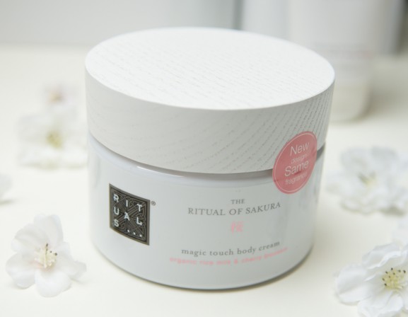 Rituals-of-Sakura-magic-touch-Body-cream