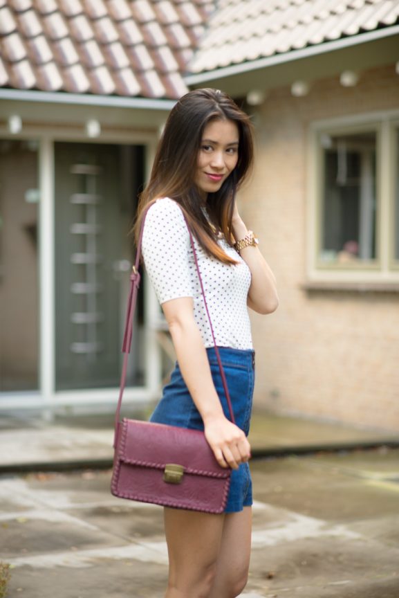 dotted-top-outfit-burgundy-a-line-rok-jeans