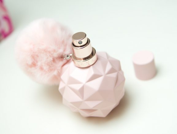 sweet-like-candy-by-ariande-grande-parfum-douglas