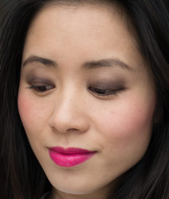 my-huong-delilah-make-up-review-face-look