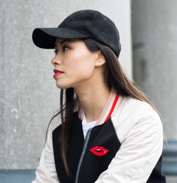 Red-Lips_Bomberjack_Maison-Scotch_Cap-Suede-Black