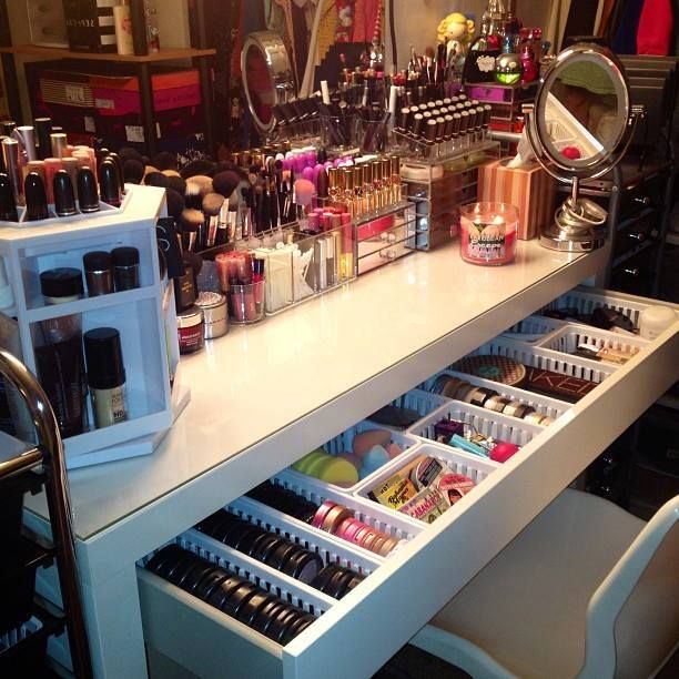 make up bureau stash TheBeautyMusthaves
